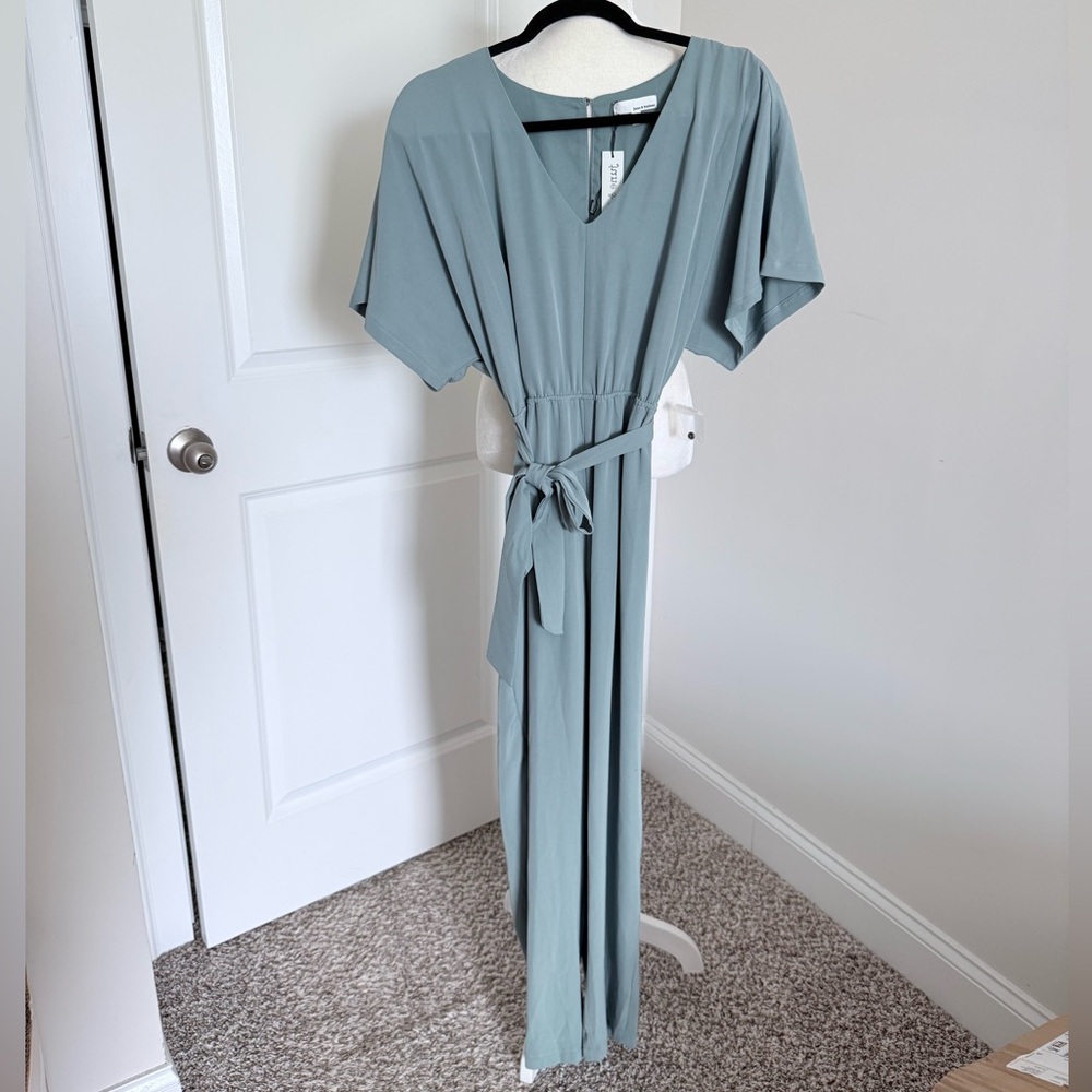 NWT JUNE & HUDSON Elegant Jumpsuit